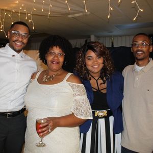 Meet your Posher, Sharonda